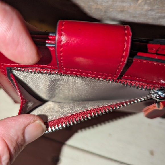 Wallet Lot - Picture 10 of 16